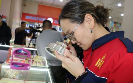 СОРЬЦЫН ТЭМДЭГ ТАВИГДААГҮЙ ҮНЭТ ЭДЛЭЛ, МӨНГӨН АЯГА БОРЛУУЛЖ БАЙСАН ЗӨРЧИЛ ИЛЭРЧЭЭ