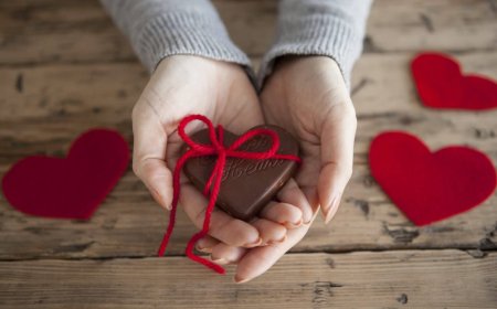 ВАЛЕНТИНЫ ШОКОЛАД СҮҮЛИЙН ЖИЛҮҮДЭД БАЙГААГҮЙ ӨНДӨР ҮНЭТЭЙ БОЛЖЭЭ