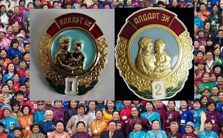 "ЭХИЙН АЛДАР" ОДОНГООР ШАГНУУЛАХ ЭЭЖҮҮДИЙН МАТЕРИАЛЫГ ХҮЛЭЭН АВЧ БАЙНА