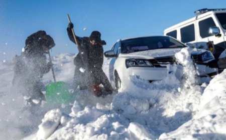 ХЯТАДЫН БАРУУН ХЯЗГААР ШИНЖААН МУЖИД -52.3 ГРАДУСТ ХҮРЧ ХҮЙТЭРЧЭЭ