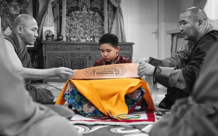 ӨНӨӨДӨР X БОГД ГЭГЭЭНИЙ ТӨРСӨН ӨДӨР ТОХИОЖ БАЙНА