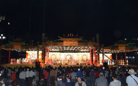 “УЧИРТАЙ ГУРВАН ТОЛГОЙ” ДУУРИЙГ Д.СҮХБААТАРЫН ТАЛБАЙД ТОГЛОНО