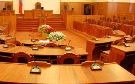 УИХ-ЫН ЧУУЛГАН ЭНЭ ДОЛОО ХОНОГТ ХУРАЛДАХГҮЙ