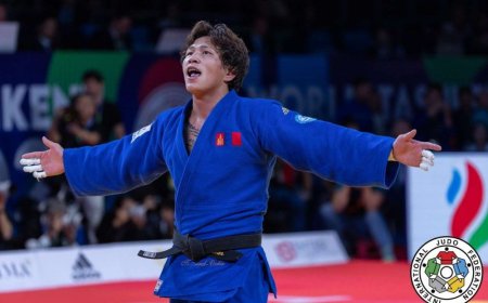 МОНГОЛ УЛСААС Ц.ЦОГТБААТАР ТЭРГҮҮТЭЙ 11 ЖҮДОЧ АСТАНАГИЙН ИХ ДУУЛГАД ЗОДОГЛОНО