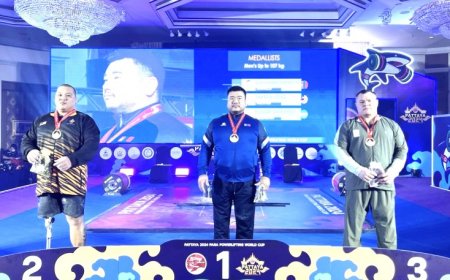 МУГТ Э.СОДНОМПИЛЖЭЭ ПАУЭРЛИФТИНГИЙН ДЭЛХИЙН ЦОМЫН ЗУРГАА ДАХЬ ТҮРҮҮГЭЭ АВЛАА