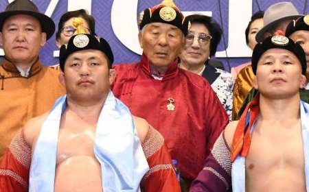 УВС АЙМГИЙН ТЭС СУМЫН 100 ЖИЛИЙН ОЙД ЗОРИУЛСАН БАРИЛДААНД Б.БАТ-ӨЛЗИЙ ТҮРҮҮЛЖ, Т.БААСАНХҮҮ ҮЗҮҮРЛЭЛЭЭ