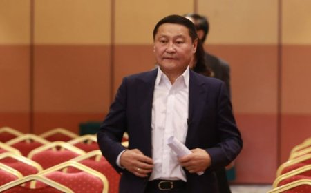 Н.АЛТАНХУЯГ: НАМАЙГ ХААНА ОЧ ГЭНЭ, ТЭНД БИ ДЭВШИНЭ