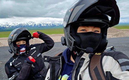 МОНГОЛЫН ХОЁР ЭМЭГТЭЙ МОТОЦИКЛЧ УЗБЕКИСТАНЫ ХИЛ ДЭЭР ИРЖЭЭ