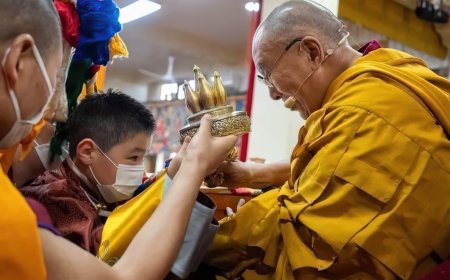 Х БОГД ЖАВЗАНДАМБА ХУТАГТ ТӨРСӨН ӨДРӨӨРӨӨ 100 ХҮҮХДЭД БЭЛЭГ ТАРААЖЭЭ