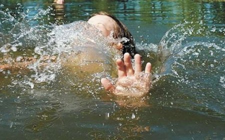 18 БОЛОН 19 НАСНЫ ХОЁР ЭРЭГТЭЙ ТОГТООЛ УСАНД ЖИВЖ АМИА АЛДЖЭЭ