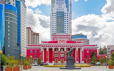 Улаанбаатарт 26 хэмийн халуун байна
