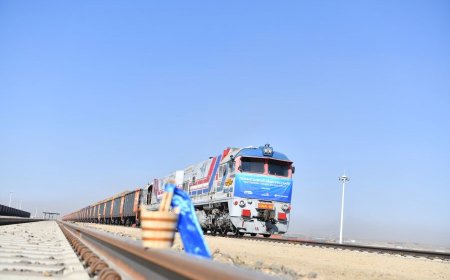 ТАВАНТОЛГОЙ-ГАШУУНСУХАЙТ ЧИГЛЭЛИЙН ТӨМӨР ЗАМААР ЗОРЧИГЧ ТЭЭВРИЙН ҮЙЛ АЖИЛЛАГААГ ЭХЛҮҮЛЛЭЭ