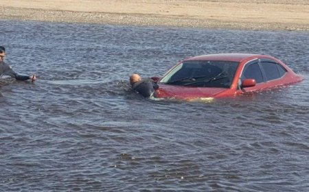СОГТУУРСАН ҮЕДЭЭ АВТОМАШИНТАЙГАА ГОЛ РУУ ОРЖ ГАЦСАН БАЙСАН ИРГЭНИЙГ АВАРЧЭЭ