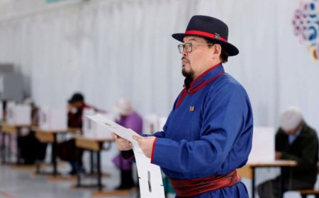 УИХ-ЫН ДАРГА Г.ЗАНДАНШАТАР БАЯНХОНГОР АЙМАГТ САНАЛАА ӨГЛӨӨ