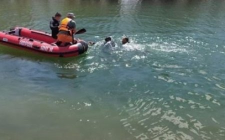 ТУУЛ ГОЛД ЖИВСЭН ЗУРГААН НАСТАЙ ХҮҮГИЙН ЦОГЦСЫГ ОЛЖЭЭ