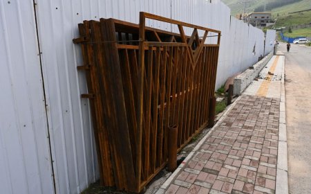 НИЙТИЙН ЭЗЭМШЛИЙН ЗАМ ТАЛБАЙД ХЭТРҮҮЛЭН БАРЬСАН ХАШААГ БУУЛГАЖ ЭХЭЛЛЭЭ