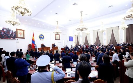 2024 ОНЫ ТӨСВИЙН ТУХАЙ ХУУЛЬД ӨӨРЧЛӨЛТ ОРУУЛАХ ТУХАЙ ХУУЛИЙН ТӨСЛИЙГ БҮХЭЛД НЬ ЭЦЭСЛЭН БАТАЛЛАА