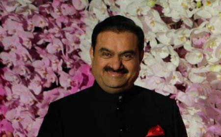 АЗИЙН ХАМГИЙН БАЯН ХҮНЭЭР ГАУТАМ АДАНИ ТОДОРЧЭЭ