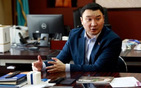 Т.БАТЦОГТ: ДЭЛХИЙД ГАНЦХАН МОНГОЛ УЛСЫН НИЙСЛЭЛИЙГ ХҮҮХДИЙН ХОТ ГЭЖ ЗАРЛУУЛАХЫГ АН ЗОРЬЖ БАЙНА