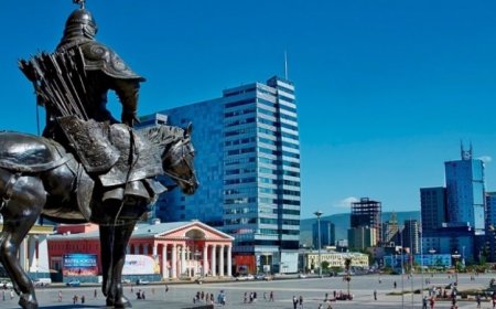 УЛААНБААТАРТ 15 ХЭМ ДУЛААН БАЙНА