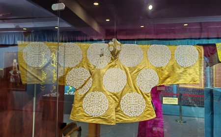 “МОНГОЛ ТӨРИЙН ХАТАН ЭРДЭНЭ” ҮЗЭСГЭЛЭНГ НЭЭЛЭЭ