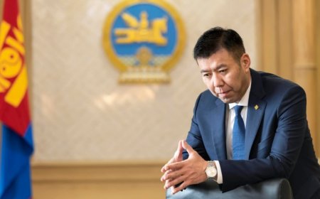 Б.ЭНХБАЯР: САЙД НАРТАА Л ТААЛАГДАХ ТӨСӨВ ХИЙГЭЭД БАЙВАЛ АРД ТҮМЭН ТААЛАХГҮЙ. ӨӨРИЙНХӨӨ ТӨСӨВ ДЭЭР БУУЛТ ХИЙСЭН НЭГ Ч САЙД ГАРЧ ИРСЭНГҮЙ