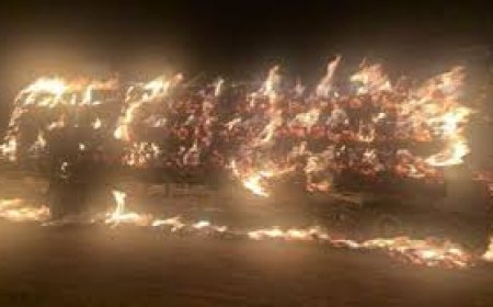 АЧААНЫ АВТОМАШИНЫ ЧИРГҮҮЛ ДЭЭР АЧСАН БАРИЛГЫН МАТЕРИАЛ БҮРЭН ШАТЖЭЭ