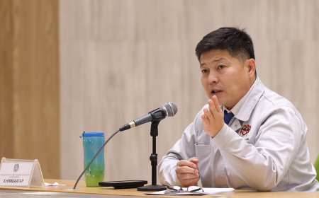 Х.НЯМБААТАР: ЖОЛООЧ ХӨДӨЛГӨӨНД ОРОЛЦОЖ БАЙХДАА УТСААР ЯРИХ, ТАМХИ ТАТАХ, ЭГНЭЭ БАЙР БУРУУ ЭЗЛЭХ, ХУРД ХЭТРҮҮЛЭХ ЗЭРЭГ ЗӨРЧИЛ ҮЛЭМЖ ХЭМЖЭЭГЭЭР БАГАСАЖ БАЙНА.