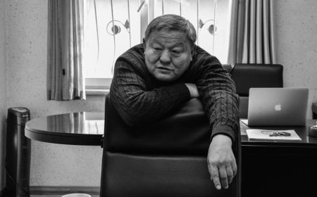 БААБАР: ГАДААДЫН ХӨРӨНГӨ ОРУУЛАГЧИД "БУЛААЛГАЯ ДЭЭРЭМДҮҮЛЬЕ ЗОДУУЛЪЯ, ХӨӨГДӨЕ ГЭЭД Л "ЯАРАЛТАЙ" ДАВХИАД ИРДЭГ ТЭНЭГҮҮД ҮҮ, ТЭД?"