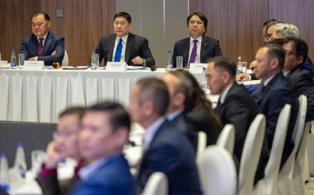 Ерөнхий сайд Л.Оюун-Эрдэнэ: Нийгэм, эдийн засагт өгөөжөө өгөх хувийн хэвшлийн төсөлд Засгийн газар дэмжлэг үзүүлнэ