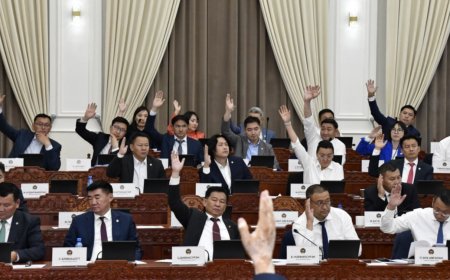 ӨНӨӨДРИЙН УИХ-ЫН ЧУУЛГАНЫ НЭГДСЭН ХУРАЛДААНЫ ОНЦЛОХ МЭДЭЭ