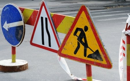 ТӨМӨР ЗАМЫН ДЭЭД СУРГУУЛИЙН УУЛЗВАРААС ГРАНД ПЛАЗА УУЛЗВАР ХҮРТЭЛХ АВТО ЗАМЫГ ХААЖЭЭ