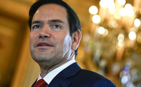 ТРАМП ҮНДЭСНИЙ АЮУЛГҮЙ БАЙДЛЫН ЗӨВЛӨХ М. УОЛЦЫГ ХАЛЖ, ТҮҮНИЙГ НҮБ-Д СУУХ ЭЛЧИН САЙДААР НЭР ДЭВШҮҮЛЛЭЭ