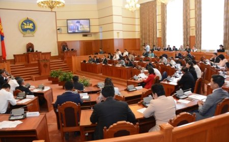 УЛСЫН ИХ ХУРЛЫН 2025 ОНЫ ХАВРЫН ЭЭЛЖИТ ЧУУЛГАН: Хэлэлцэх асуудал, тов, дараалал 2025.05.05-05.09