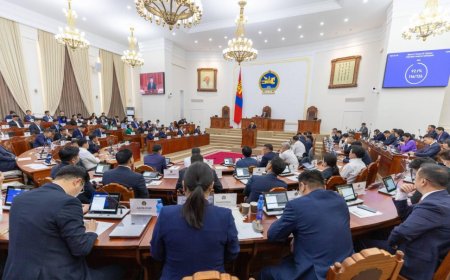 УЛС ОРНОО ҮНЭХЭЭР Л ӨӨРЧИЛЬЕ ГЭЖ БАЙГАА БОЛ УИХ-ЫН СОНГУУЛИЙГ ДАХИН ХИЙСЭН НЬ ДЭЭР