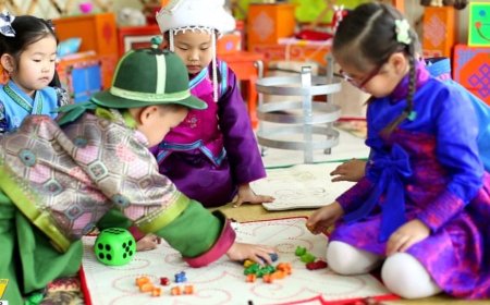 ҮСХ ХҮҮХДҮҮДИЙН ХАМГИЙН ТҮГЭЭМЭЛ НЭРСИЙГ ТАНИЛЦУУЛЖЭЭ