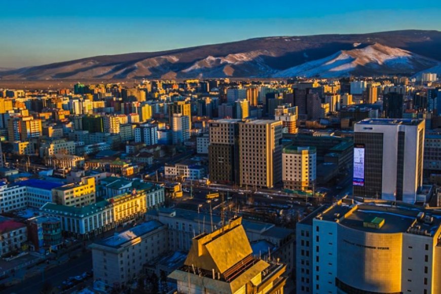 УЛААНБААТАР ӨГЛӨӨ: 18 ХЭМИЙН ДУЛААН, БОРОО ОРОХГҮЙ
