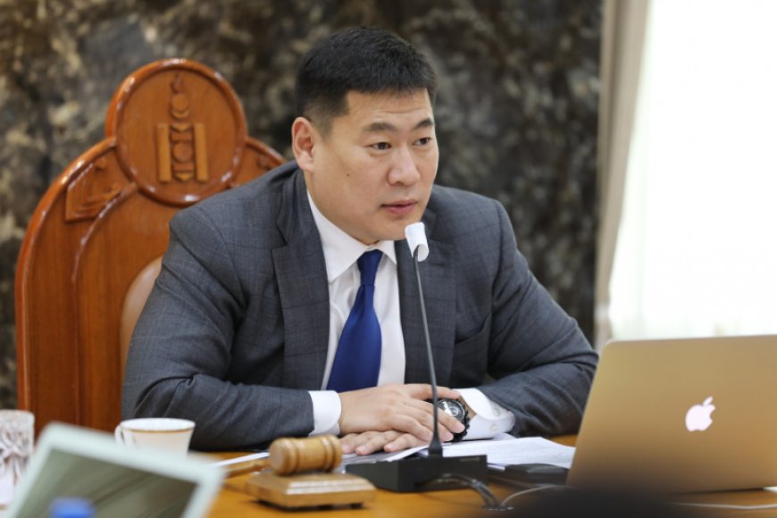 ЕРӨНХИЙ САЙД Л.ОЮУН-ЭРДЭНЭ “ХАМТАРСАН ЗАСГИЙН ГАЗАР ТАРВАЛ БИ АЖЛАА ӨГНӨ” ГЭЖЭЭ