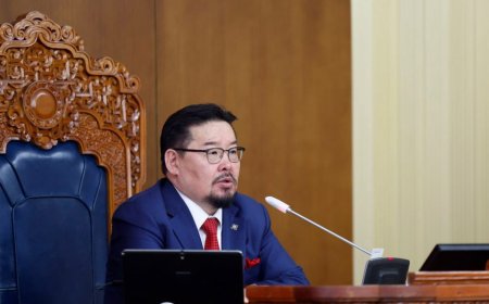 Г.ЗАНДАНШАТАР: БИ Л.ОЮУН-ЭРДЭНИЙН БОДЛОГЫГ ҮРГЭЛЖЛҮҮЛНЭ