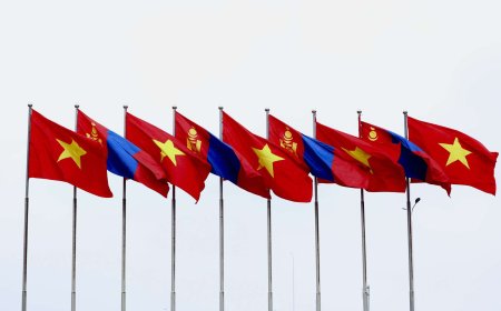 ВЬЕТНАМ УЛСАД СУУГАА ИРГЭДИЙГ КОРОНАВИРУСИЙН ХАЛДВАРААС СЭРЭМЖЛЭХИЙГ АНХААРУУЛАВ