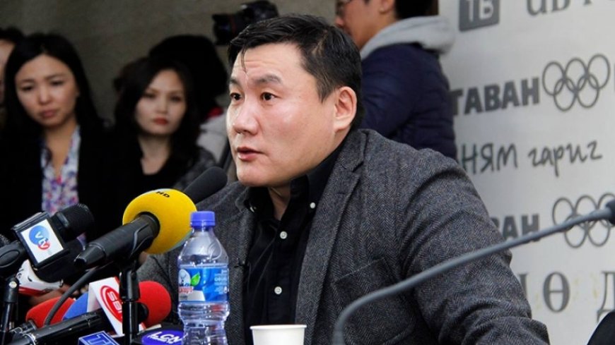 Б.БААТАР: БИД ТӨРӨӨС НЭГ Ч ТЕНДЕР, ЛИЦЕНЗ, БОЛОМЖ АВААГҮЙГЭЭ ХАРИУЦЛАГАТАЙГААР МЭДЭГДЭЖ, УРАН БҮТЭЭЛИЙНХЭЭ ОРЛОГЫГ НОТЛОХОД БЭЛЭН БАЙНА