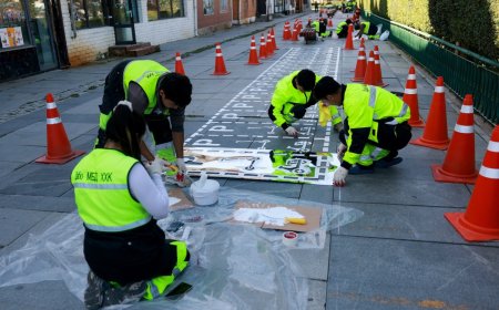 ЦАХИЛГААН ДУГУЙ, СКҮҮТЭРИЙН ЗОГСООЛ ХИЙЖ БАЙНА