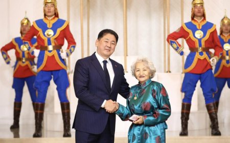 УЛС ТУНХАГЛАСНЫ ТҮҮХТ 101 ЖИЛИЙГ ТОХИОЛДУУЛАН ТӨРИЙН ДЭЭД ЦОЛ, ОДОН, МЕДАЛЬ ХҮРТЭЭВ