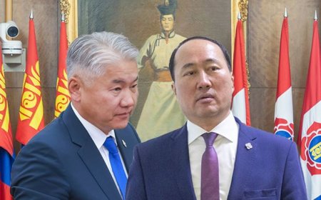 ӨНӨӨДӨР УИХ-ЫН ЧУУЛГАН ЭЭЛЖИТ БУСААР ХУРАЛДАЖ, Ж.ЭНХБАЯР, М.БАДАМСҮРЭН НАРЫН ТАНИЛЦУУЛГЫГ ХИЙЖ, ТАНГАРАГ ӨРГӨХӨӨР БОЛЖЭЭ