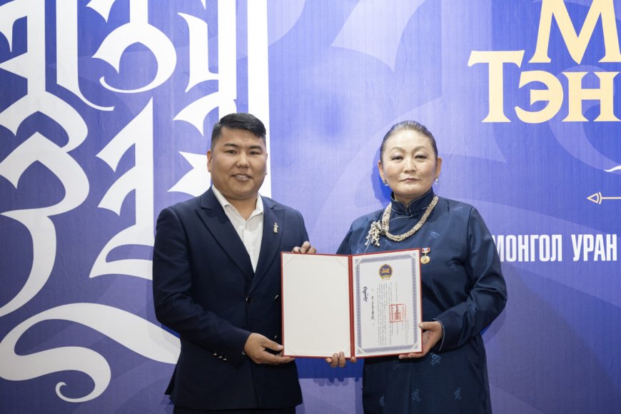 “МӨНХ ТЭНГЭРИЙН БИЧИГ-2025” МОНГОЛ УРАН БИЧЛЭГИЙН ШИЛДГҮҮД ТОДОРЛОО