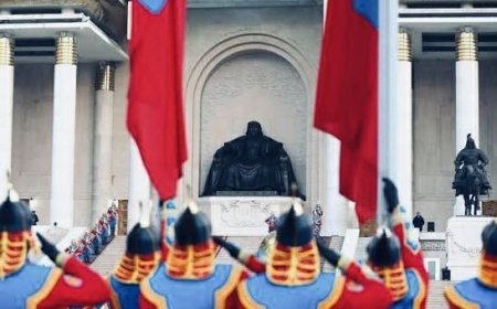 БАЯЛАГ ИХТЭЙ УЛС, ХАРИУЦЛАГА БАГАТАЙ ТӨР