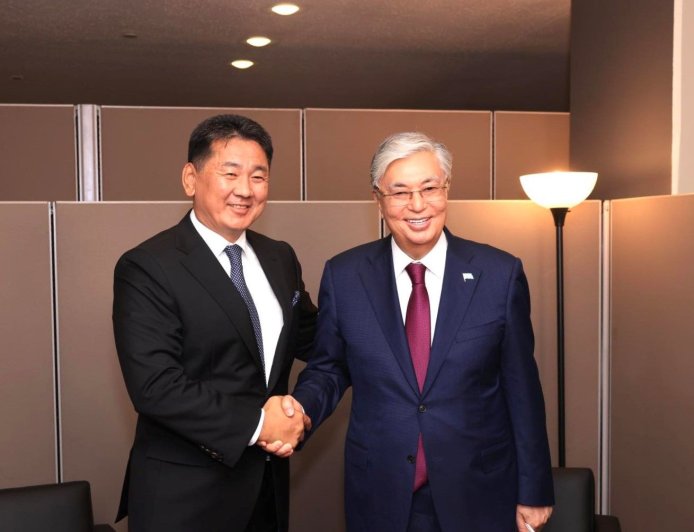 ЕРӨНХИЙЛӨГЧ У.ХҮРЭЛСҮХ БҮГД НАЙРАМДАХ КАЗАХСТАН УЛСАД ТӨРИЙН АЙЛЧЛАЛ ХИЙЖ БАЙНА