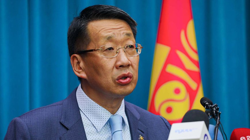 Л.ЭНХ-АМГАЛАН: ГУРВАН САР ҮРГЭЛЖИЛСЭН ЦАЛИНГИЙН АСУУДЛЫГ ШИЙДЛЭЭ