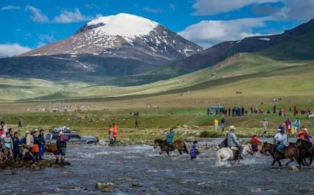 ОТГОНТЭНГЭР УУЛЫН ТАХИЛГА ЗУРГААН САРЫН 17-НД БОЛНО