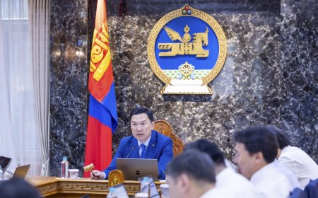 МОНГОЛ УЛСЫН ЗАСГИЙН ГАЗРЫН ЭЭЛЖИТ ХУРАЛДААН ӨНӨӨДӨР /2026.08.05/ БОЛЖ, ДАРААХ АСУУДЛУУДЫГ ХЭЛЭЛЦЭН ШИЙДВЭРЛЭЛЭЭ.